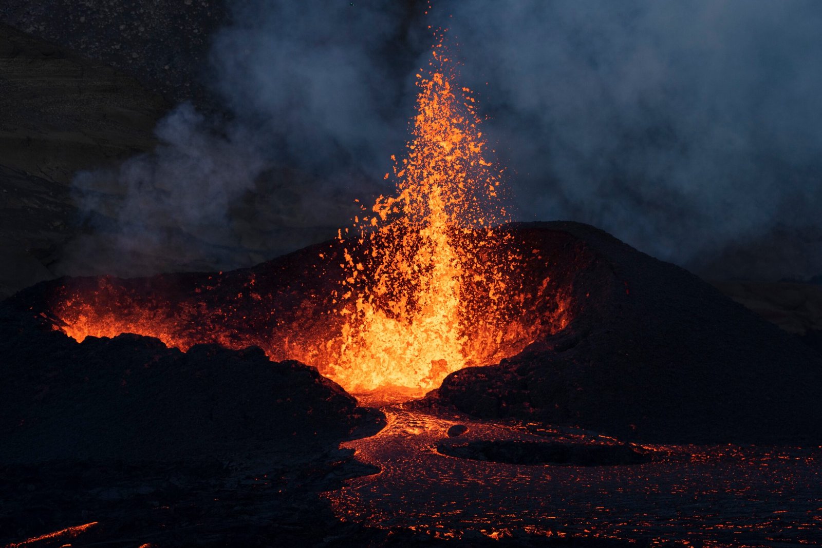 Reykjanes Volcano & Lava Fields Private Tour